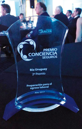 RUS obtuvo el segundo lugar en el Premio Conciencia