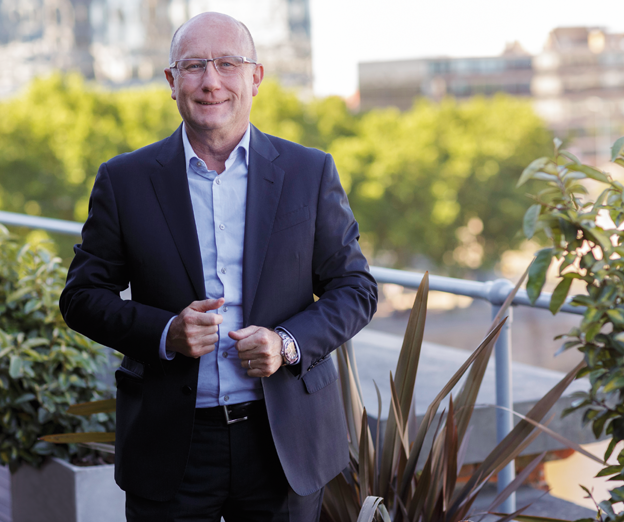 eColón incorpora la inteligencia artificial para vender seguros en forma fácil y simple