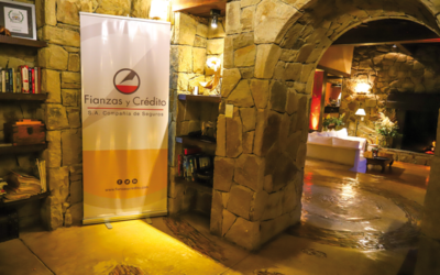 Fianzas y Crédito celebró su XV Aniversario