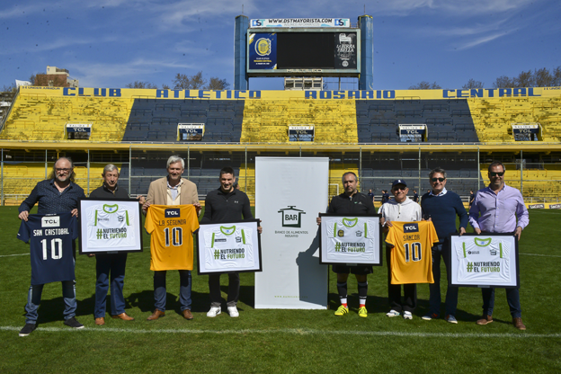Fútbol sin el VAR pero con el BAR