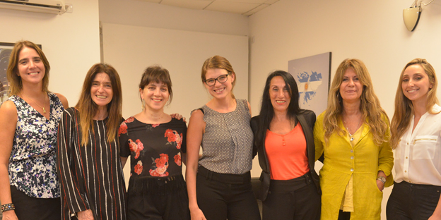 Mesa de intercambio “Las mujeres y el sistema financiero”