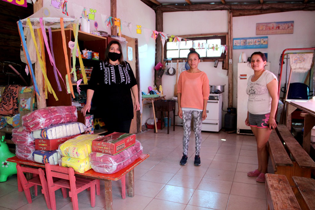 RUS continúa con la donación de alimentos a los comedores locales