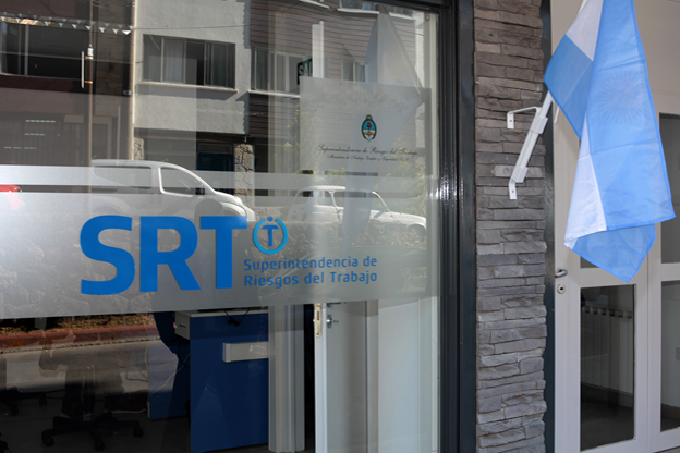 La SRT reabre sedes en el AMBA