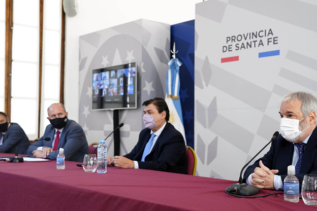 Convenio entre la SRT y Santa Fe para la puesta en marcha de la Ley 27.348
