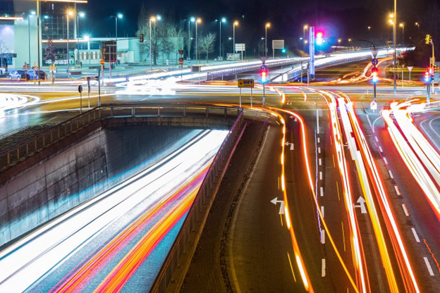 La evolución de la movilidad eléctrica y la economía colaborativa global se frenará si los seguros no se transforman según Marsh