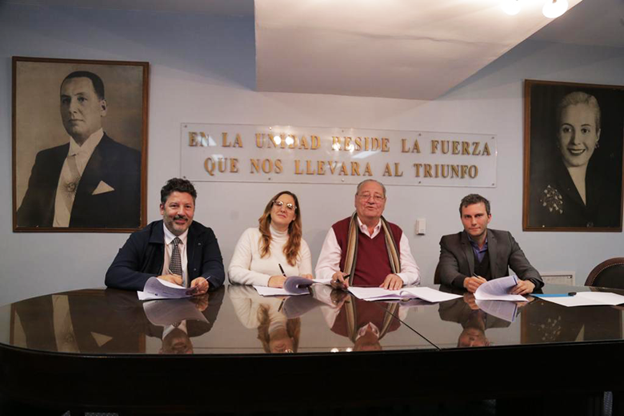 Provincia ART y la Federación de la Carne firmaron un convenio para la capacitación del personal