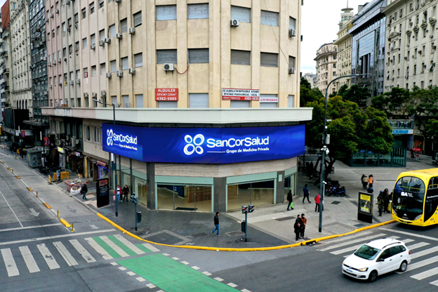 SanCor Salud consolida su presencia en todo el país con un espacio insignia frente al Obelisco