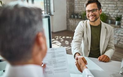 Primer empleo: ¿cuáles son las dificultades que deben afrontar los jóvenes y qué sugieren los expertos?
