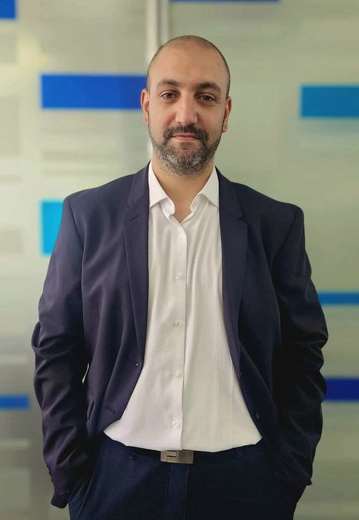 nicolas nounou