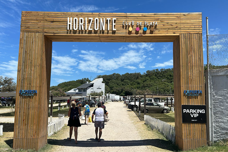 Experta Seguros acompaña a los veraneantes en la Costa argentina con propuestas para cuidar el bolsillo todo el año