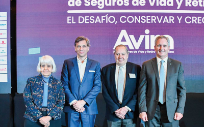El Superintendente Guillermo Plate y el Secretario de Finanzas, Pablo Quirno, presentes en el 17° Seminario Internacional de Aseguradoras de Vida y Retiro (AVIRA)