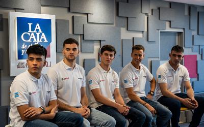 La Caja junto al equipo de Renault del TC2000 brindaron un meet & greet para clientes y fans