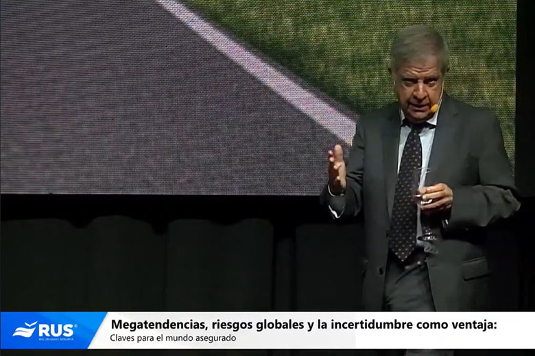 Marcos Urarte habló sobre “Megatendencias, riesgos globales y la incertidumbre como ventaja”