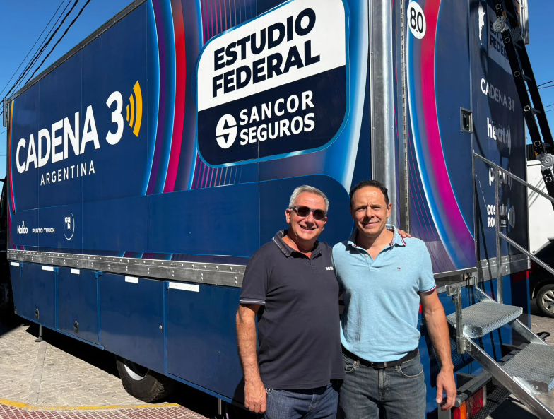 Con fuerte presencia institucional, el Estudio Federal Cadena 3 SANCOR SEGUROS realizó una transmisión especial en Carlos Paz