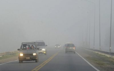Rutas, niebla y el peligro del “hielo negro”: qué tener en cuenta para viajar seguros este finde patrio