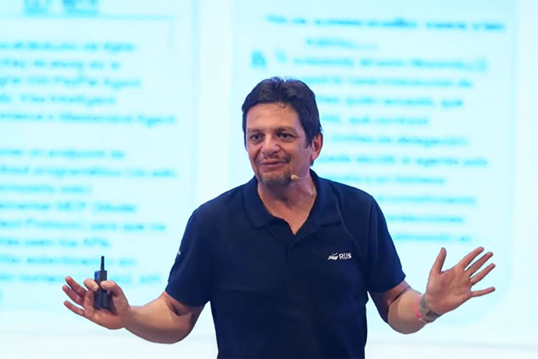 RUS participó del Social Media Day Buenos Aires y puso el foco en la venta de servicios en la era de la IA