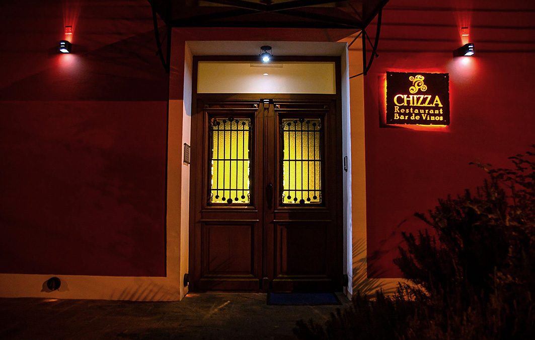 El restaurante que enamoró a los Cardales: 18 años de cocina mediterránea, alma casera y una carta que invita a compartir
